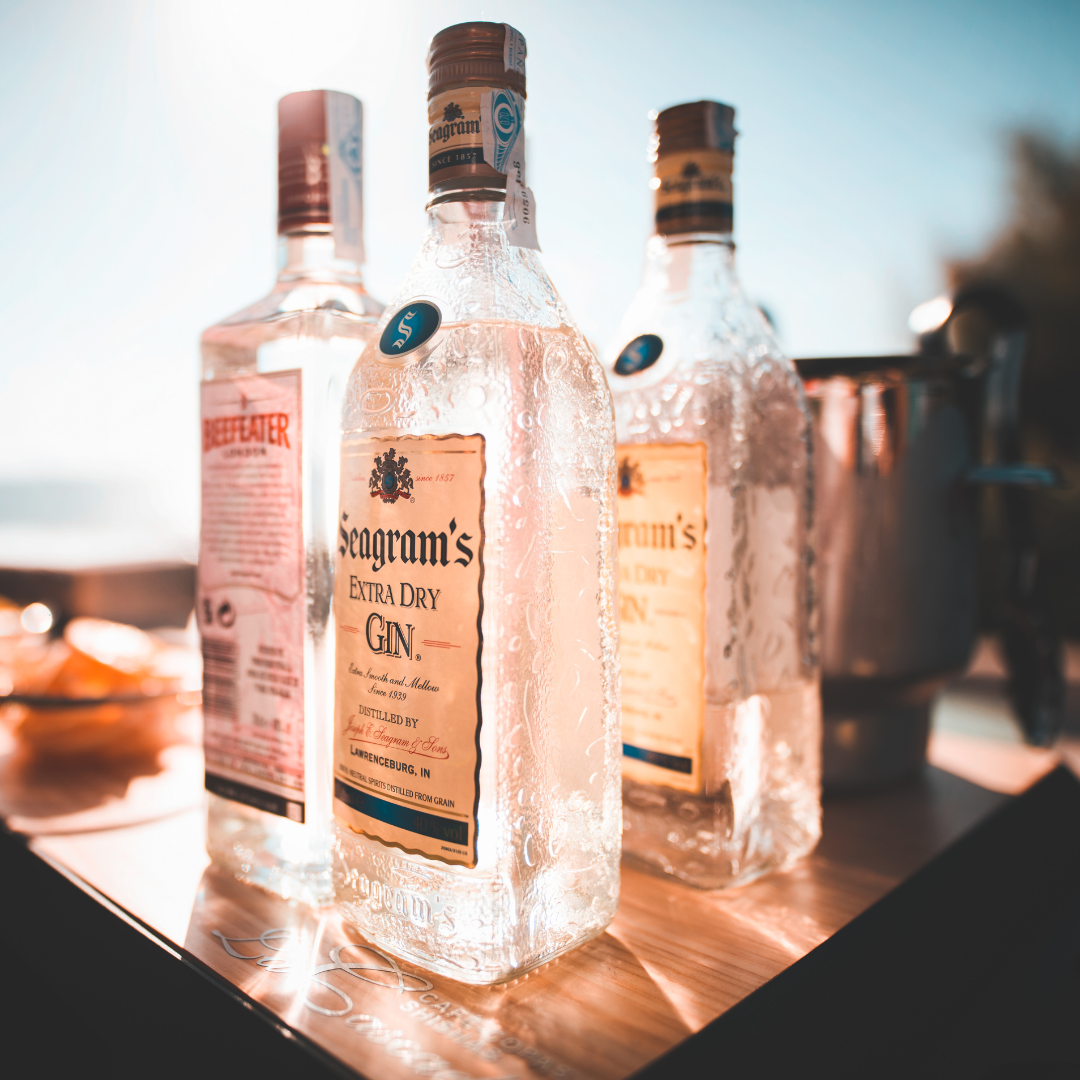 Do alcohol retail license holders need to uphold extra record-keeping obligations?
