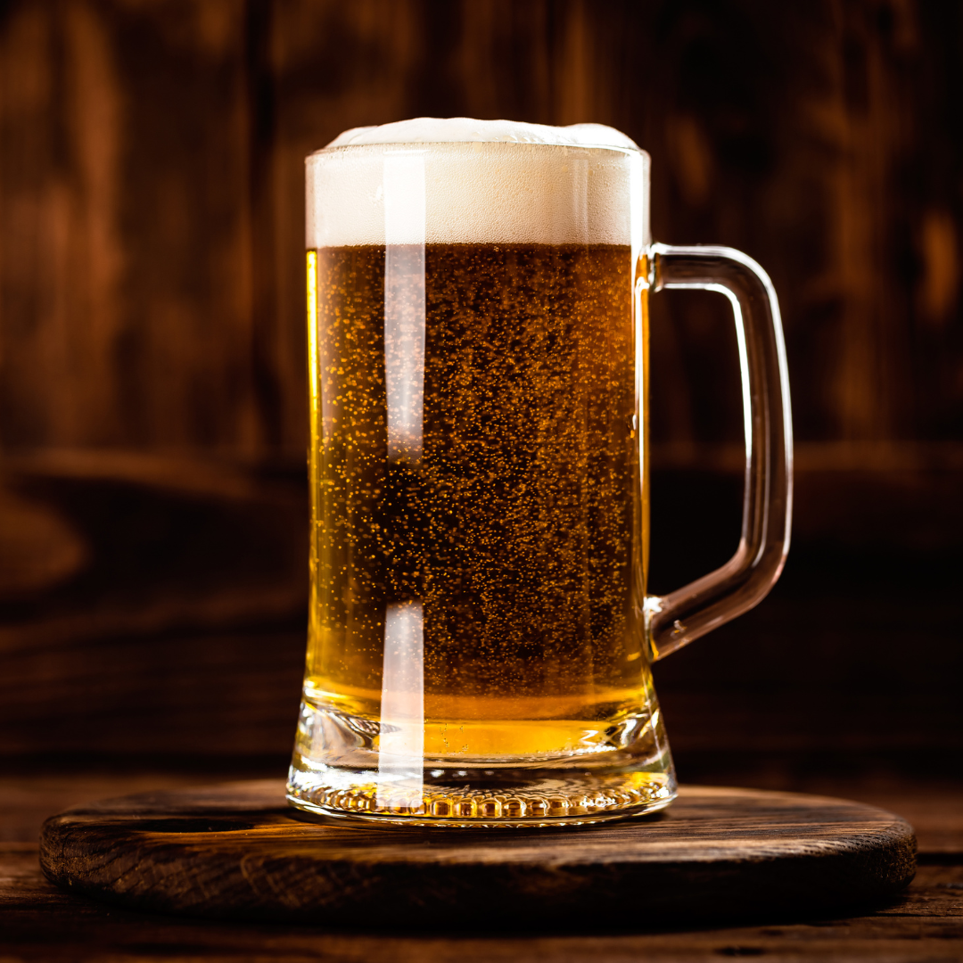 Do retail licensees oversee the actions of alcohol delivery employees or third-party services?
